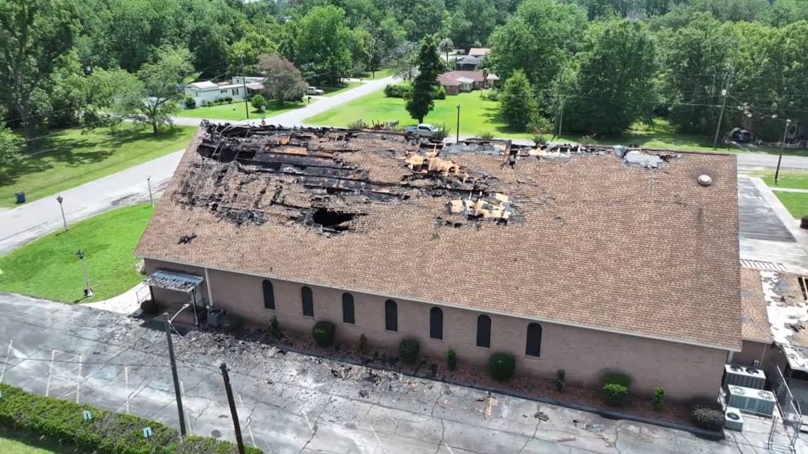 'There was a loud pop': Waycross pastor speaks after fire ...