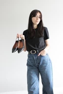 Best Vintage Fashion Sites for 2026 | Curiously Conscious