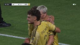 @MLS: Lukas MacNaughton with the header off the set piece and @stlCITYsc take the lead in Carson 💥 https:/...