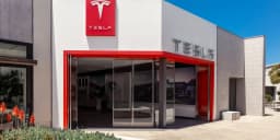 Tesla energy storage rebounds as Musk backs growth ...