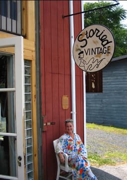 Vintage finds, community space in Highland | Southern Ulster Times