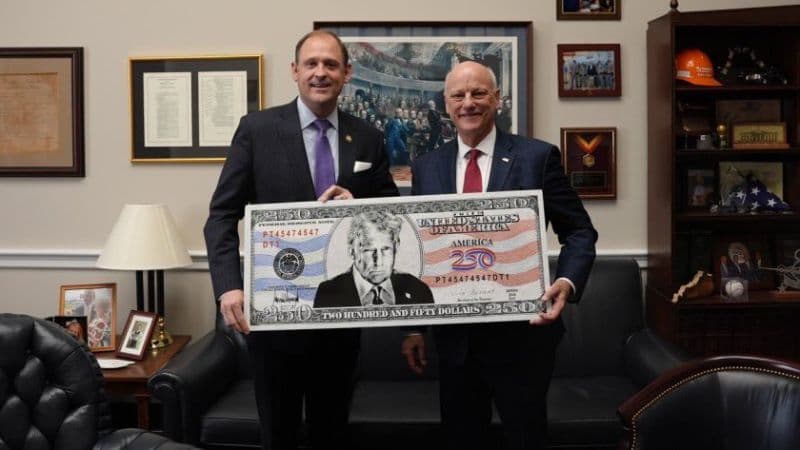 Trump admin planning to potentially put president’s image on commemorative $250 bill