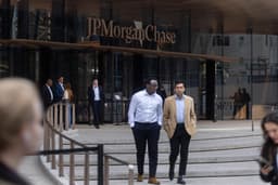 JPMorgan Traders Cut Their Near-Term View on Stocks ...