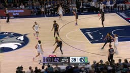 @WNBA: Welcome to the Olivia Miles show 🥽

She shows off her handles before attacking the rim and finishing...