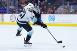 Kraken ride perfect East Coast road trip into matchup with ...