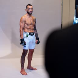 @ufc: Dan '100 Grand' Ige 🤩

@DynamiteDan808 | #NocheUFC https://t.co/VIlMto3k4H