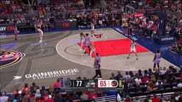 @WNBA: LET'S GO TIFF 😤

Tiffany Hayes gets the bucket + the foul to increase the Valks lead to 79-65!

GSV-...