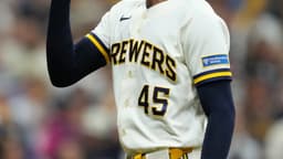 Brewers edge Dodgers in tense NLCS Game 1