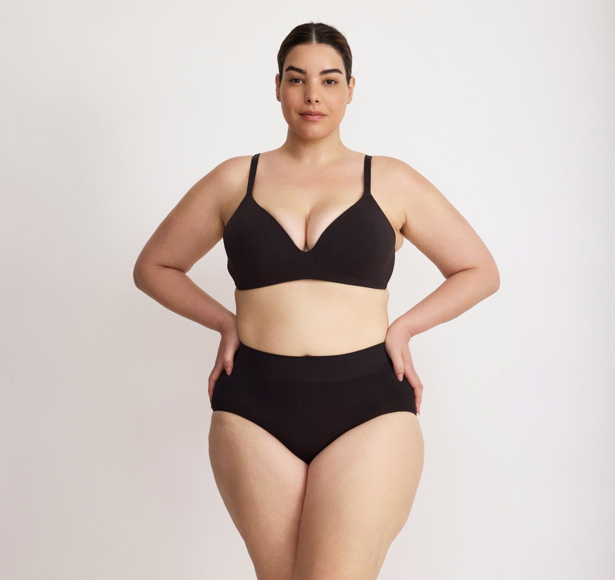 Core Wireless Plunge Bra | Only € 58 | Organic Basics