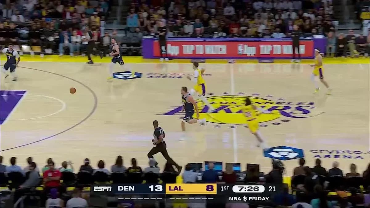 Nikola Jokić with the great assist!