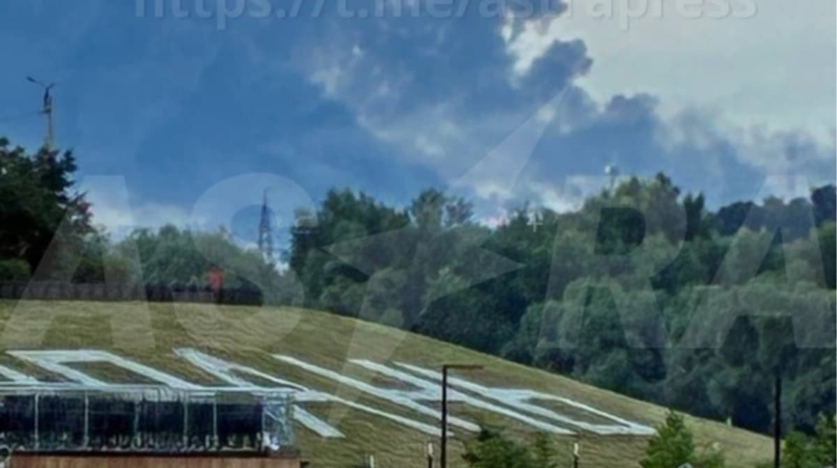 Ukraine strikes Russian oil refinery, 10 tankers and four ...