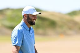 @PGATOUR: Back to the grind.

Scottie Scheffler getting some early practice at Royal Birkdale on Sunday before...