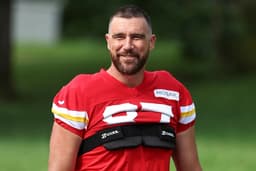 Travis Kelce Practice Video Goes Viral at Chiefs Training ...