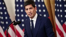 Kevin Warsh’s First Fed Meeting Could Test Central Bank Independence