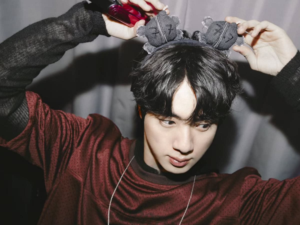 BTS's Jin, featured in "Moon and Hand," tops MyOnePick K-Pop Solo category for 136 consecutive weeks | STARNEWS