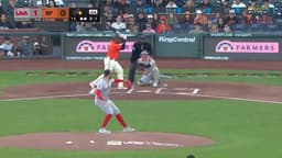@MLB: Rafael Devers puts the @SFGiants ahead with a 2-run blast! https://t.co/bBhd87qr2l