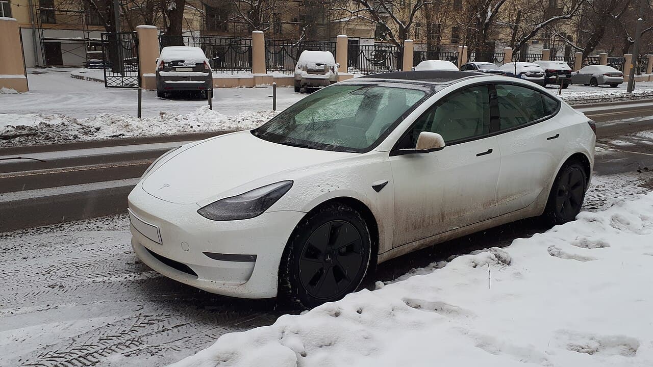 Tesla Frozen Door Handle or Charge Port? How to Get In and ...