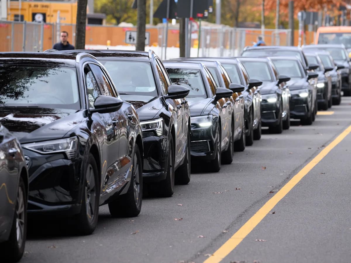 I chauffeur execs as a side hustle. I rely on their tips more ...