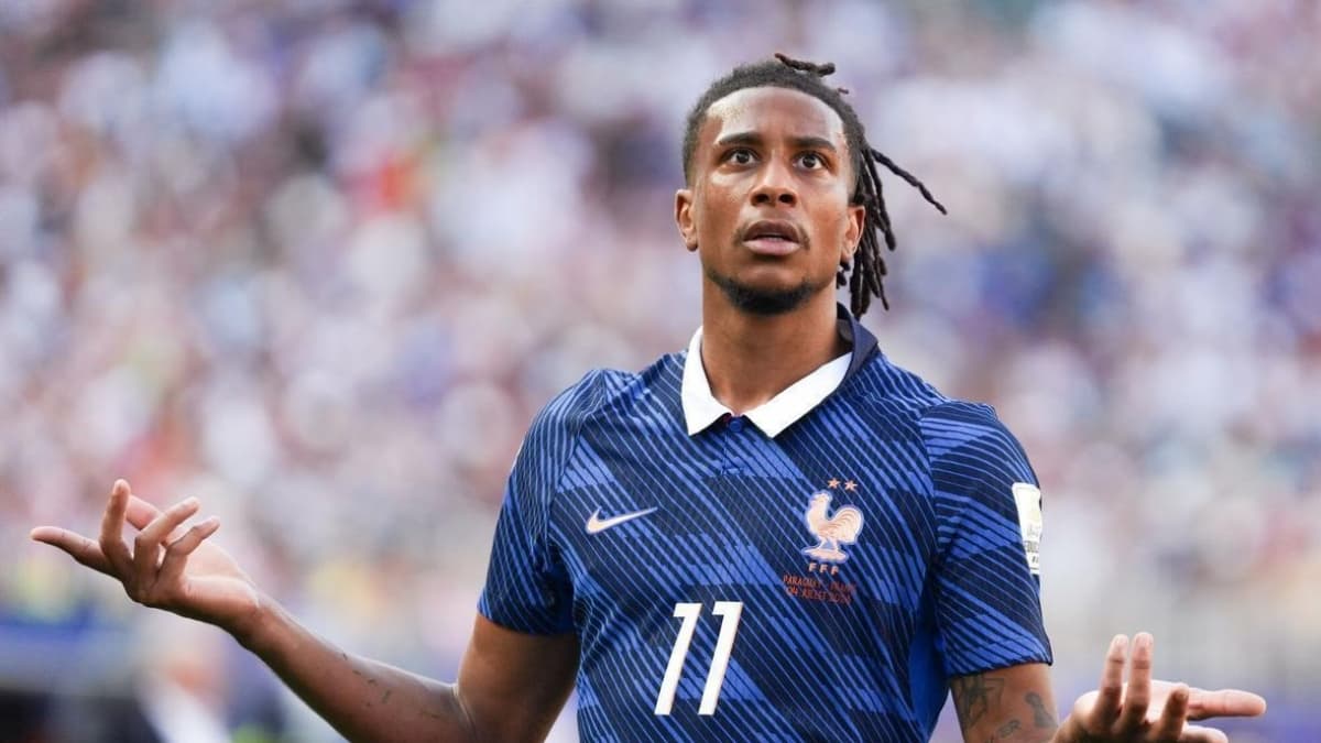 The article is about Olise joining Real Madrid as a new ...