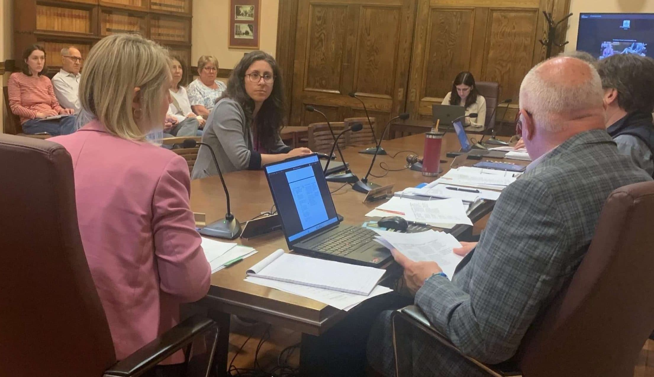 Select Board approves four-lane Envision concept