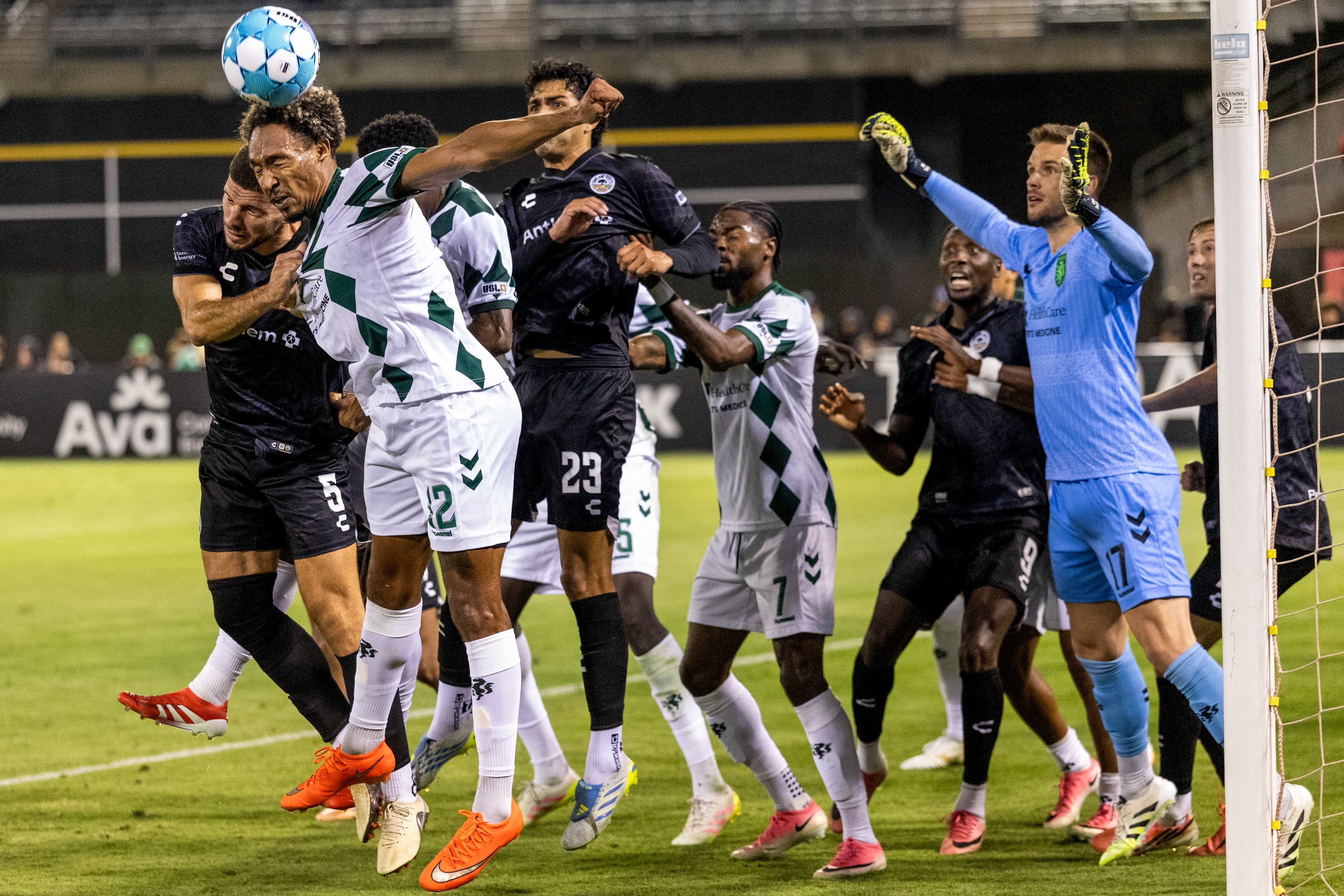 Oakland Roots to play last home game at Coliseum