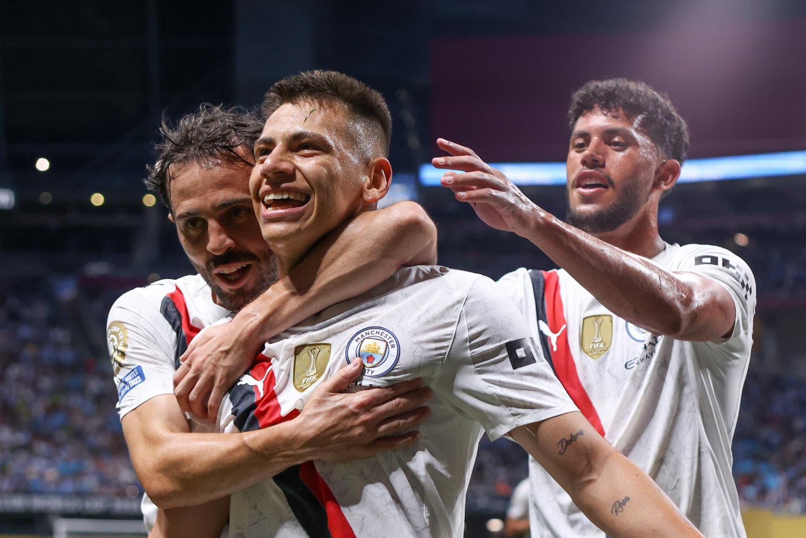 Man City Confirm Claudio Echeverri Season-Long Loan to Benfica