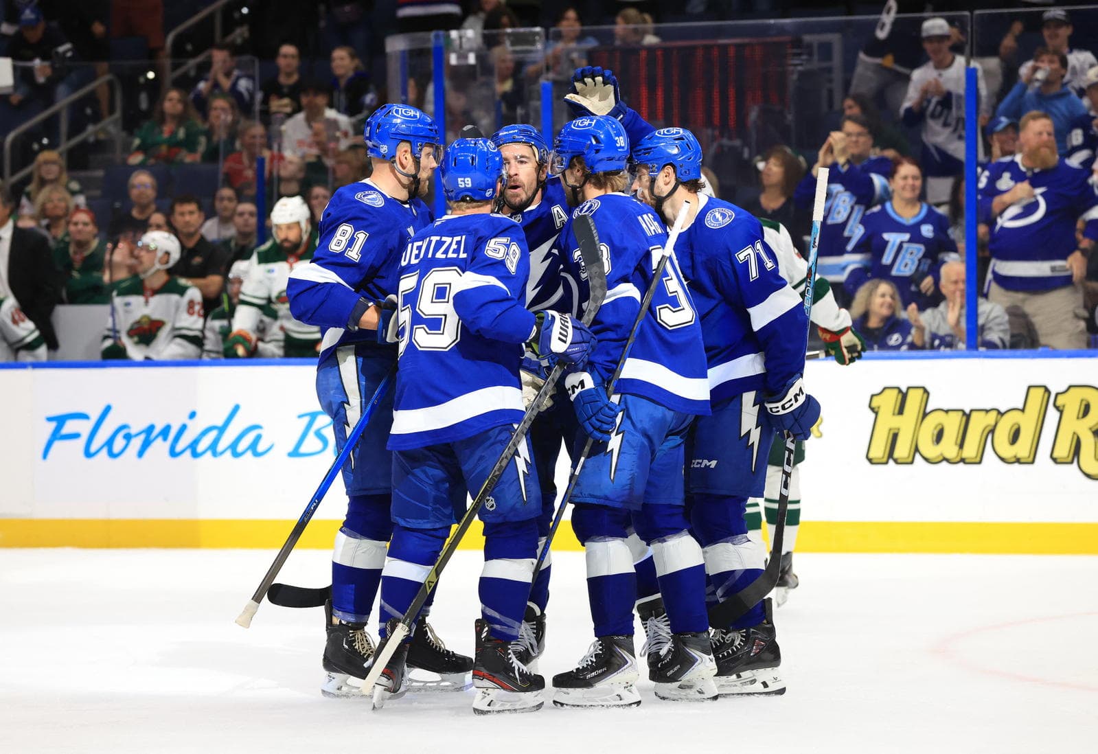 Lightning Overcome Two-Goal Deficit to Beat Canucks